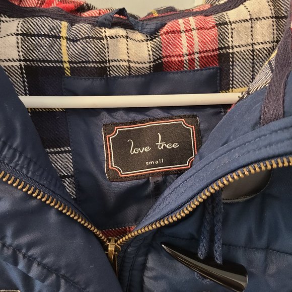 Modcloth Plaid Navy Fur Hood Vest - Picture 3 of 4